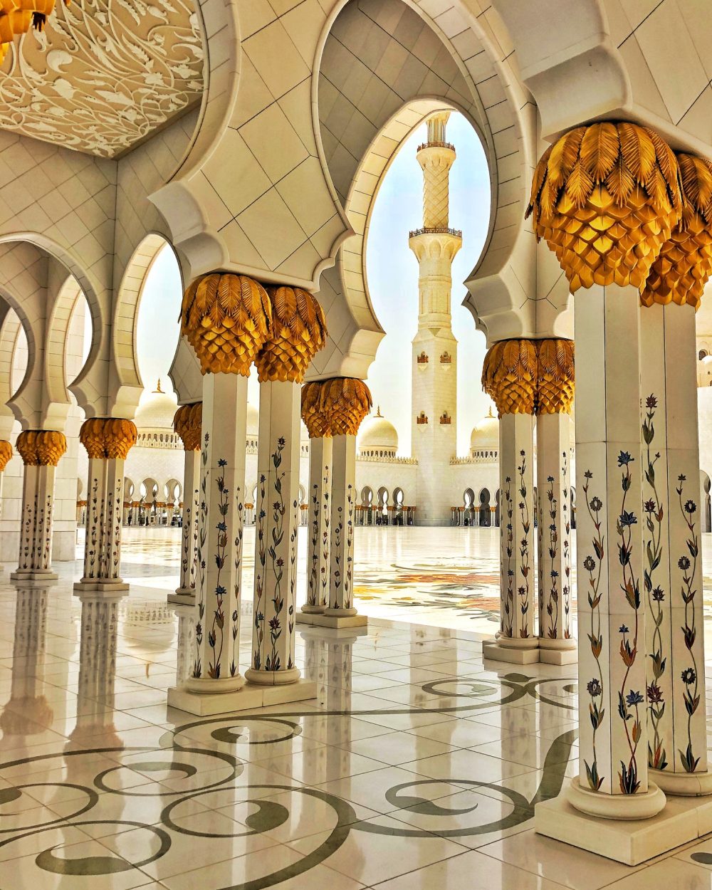 sheikh-zayed-grand-mosque-treasure-of-abu-dhabi.jpg